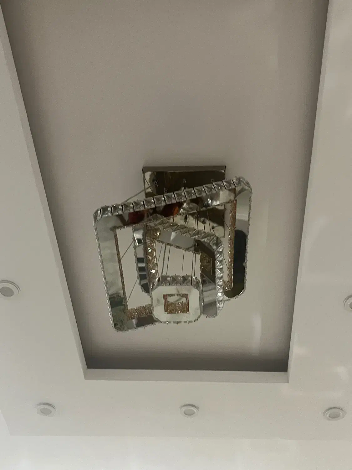 لوستر|لوستر و چراغ آویز|شیراز, کوشک میدان|دیوار