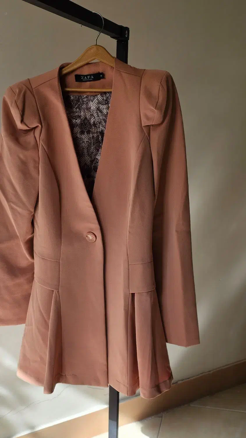 کتاب های آستردارشیک|لباس|فولادشهر, C3|دیوار