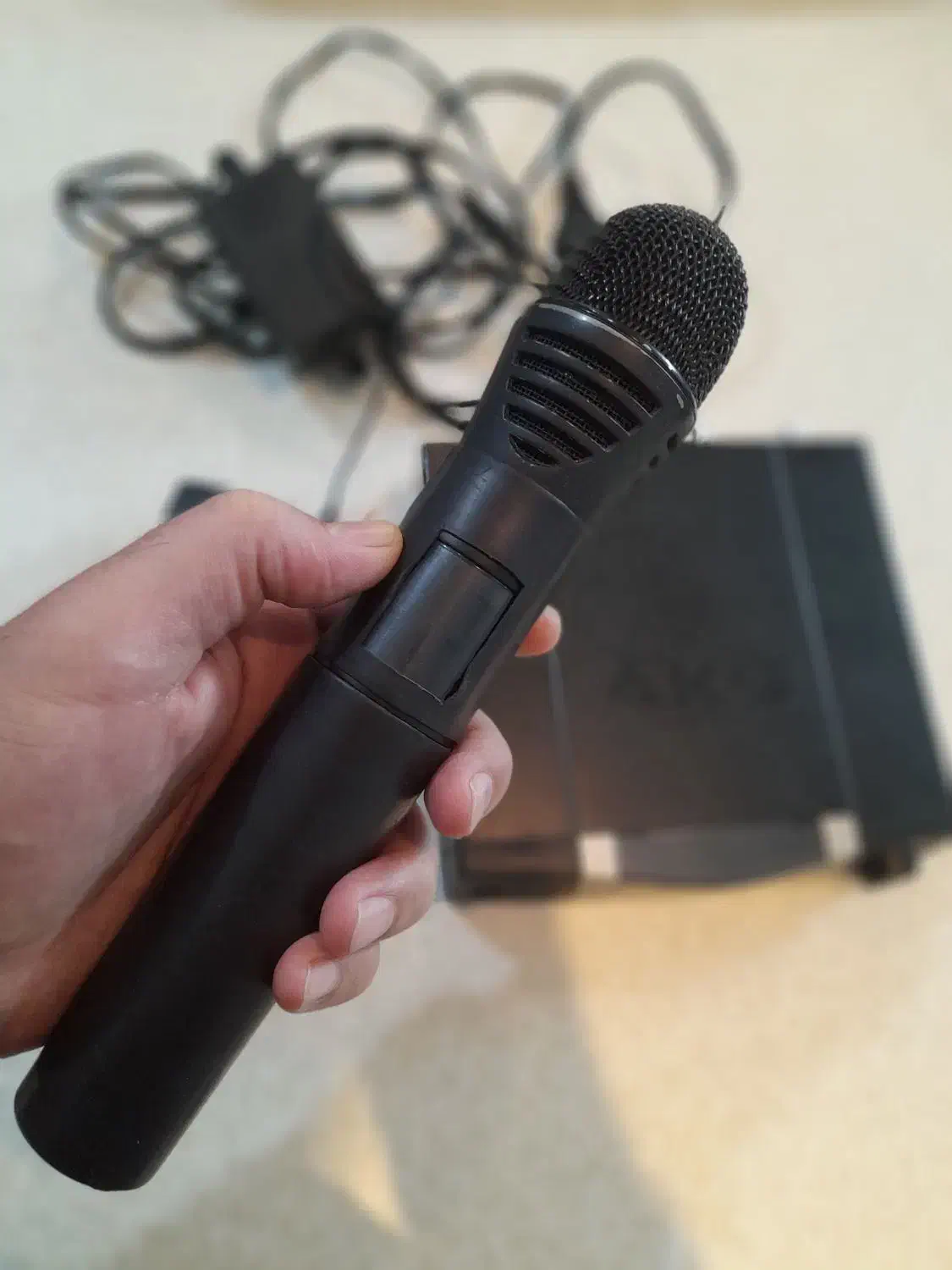 میکروفن بی سیم  AKg sr 4000  اصل اتریش و یقه ای|سیستم صوتی خانگی|تهران, سازمان برنامه شمالی|دیوار