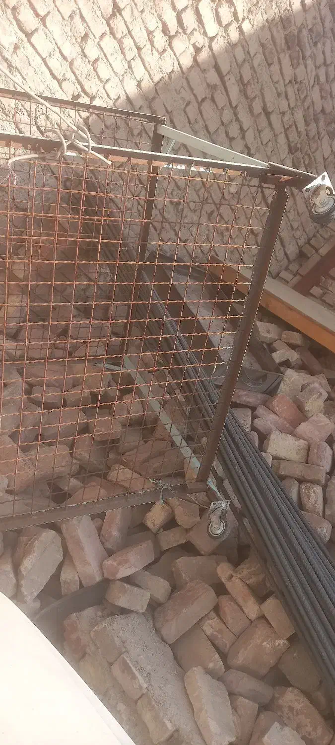 چهار پایه فلزی|فروشگاه و مغازه|زاهدان, |دیوار