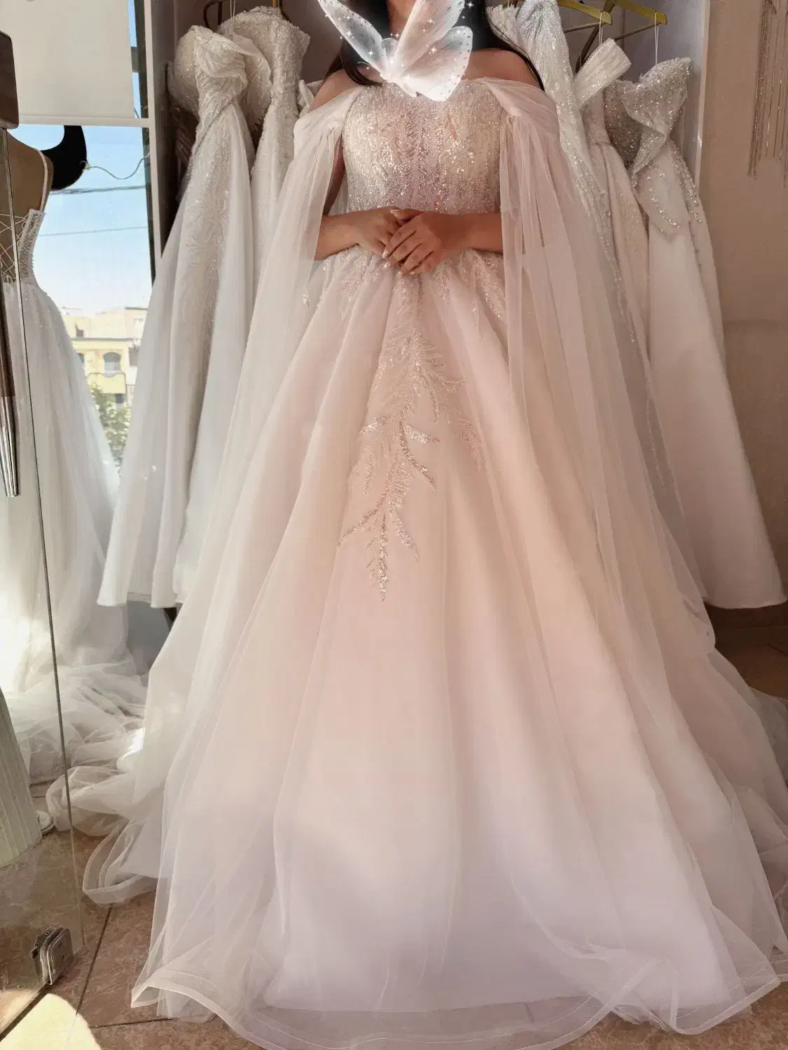 لباس عروس دانتل فرانسه دستدوز مدل اروپایی گول تکین|لباس|ارومیه, |دیوار