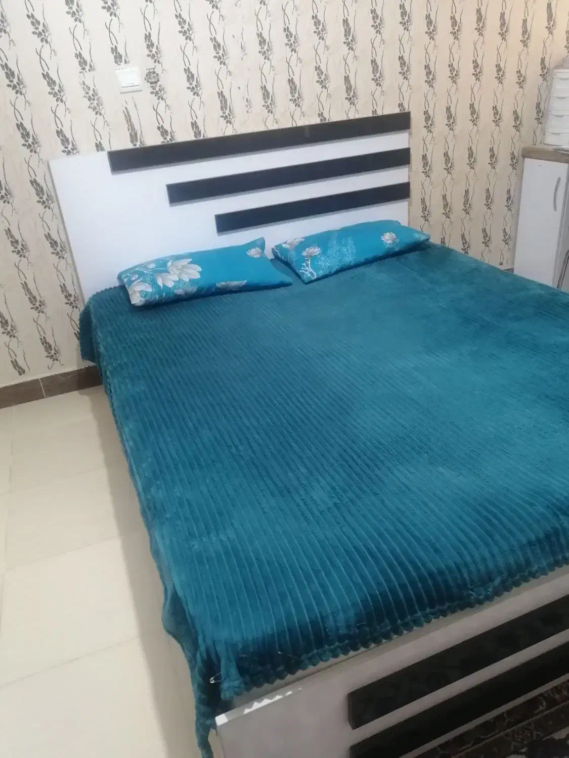 تخت دو نفره شیک نو نو|تخت و سرویس خواب|کرمانشاه, |دیوار
