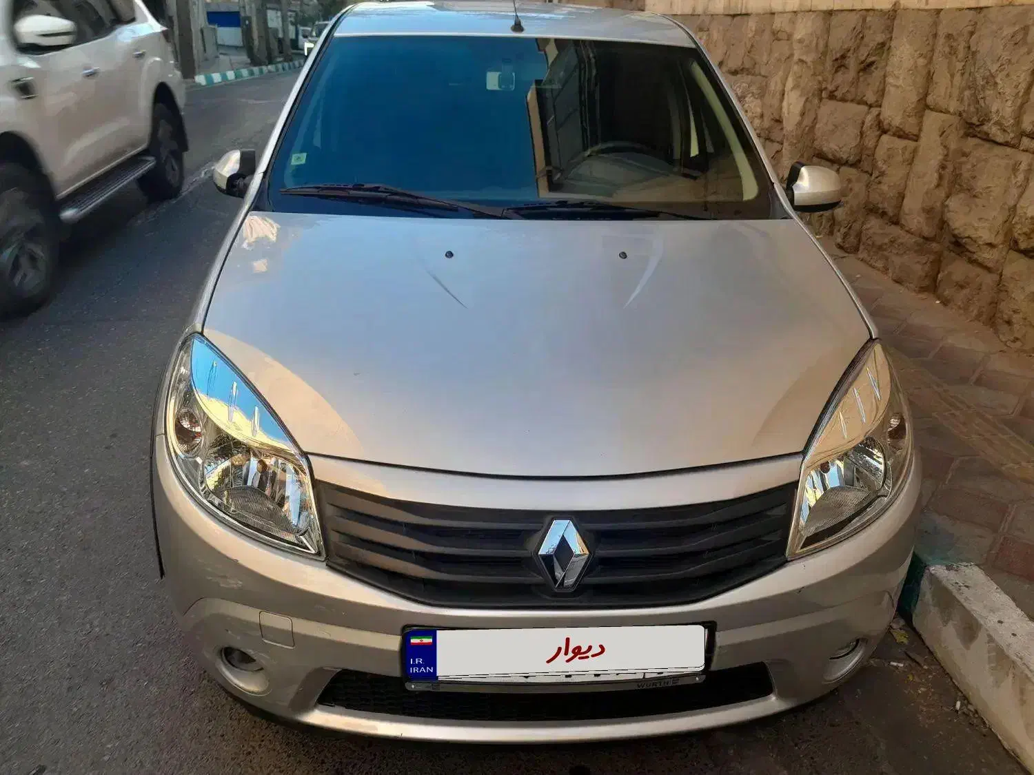 ساندرو اتوماتیک|خودرو سواری و وانت|تهران, یوسفآباد|دیوار