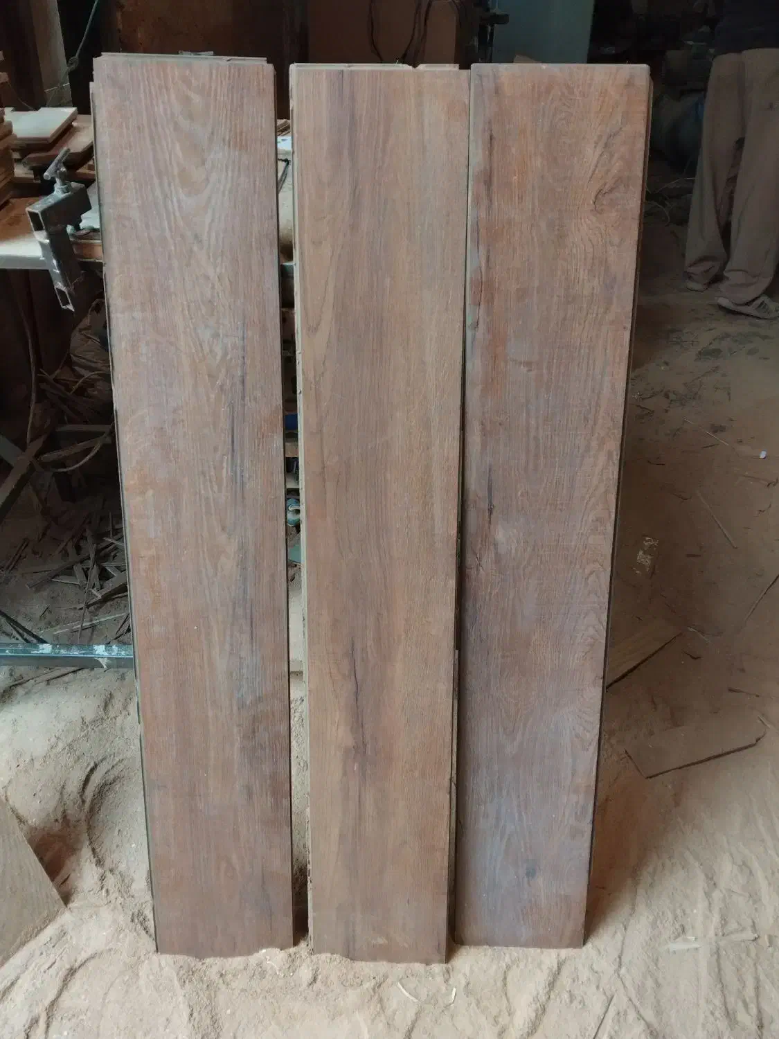 پارکت لمینت آلمانی ۴۶ متر مربع|مصالح و تجهیزات ساختمان|تهران, امام زاده عبدالله|دیوار