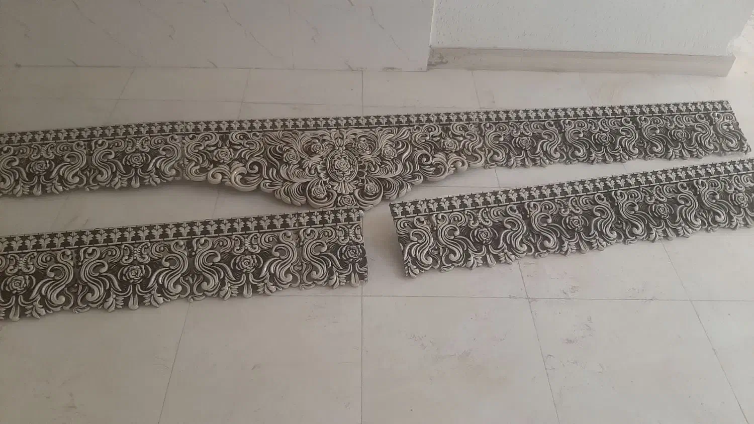 قاب پرده|پرده، رانر، رومیزی|اقبالیه, |دیوار