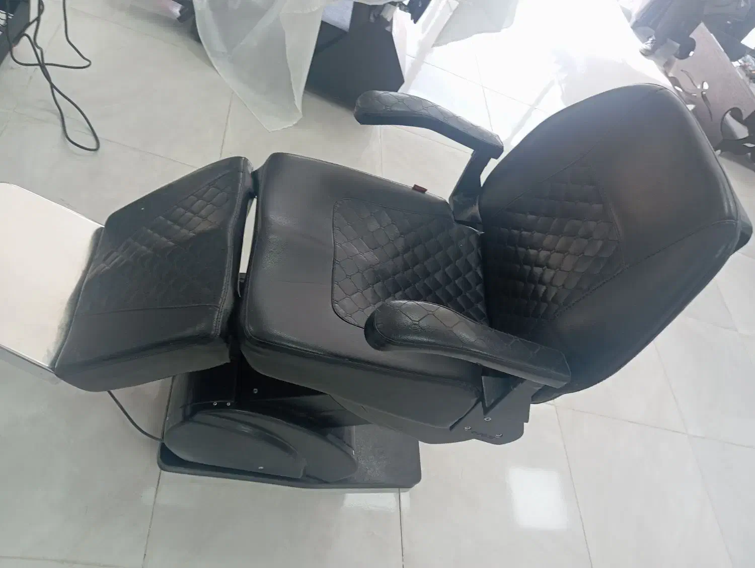 صندلی برقی پرشین کلاسیک|آرایشگاه و سالنهای زیبایی|دیواندره, |دیوار