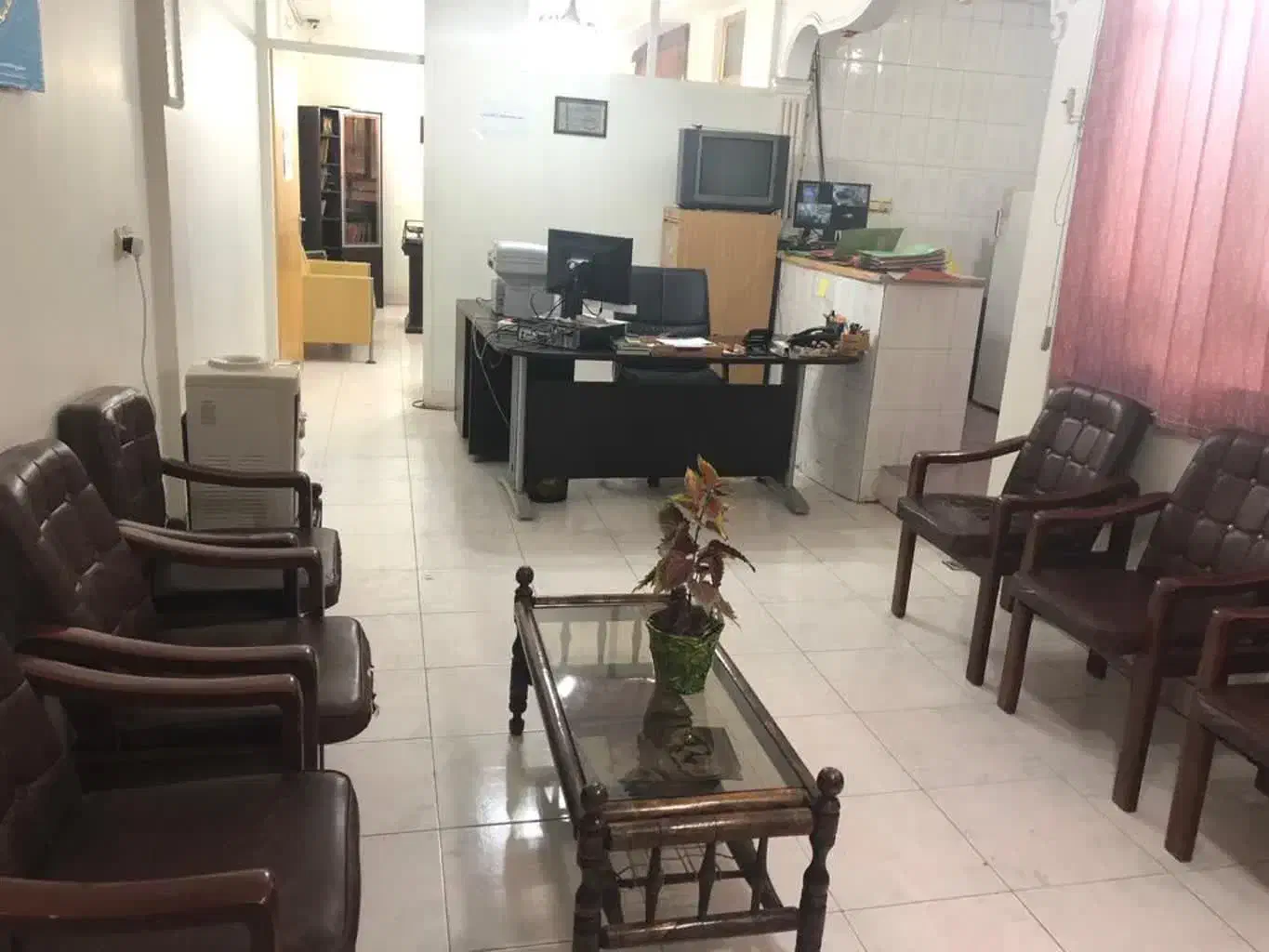 رهن و اجاره یک آپارتمان تجاری - مسکونی|اجارهٔ آپارتمان|اهواز, نادری|دیوار