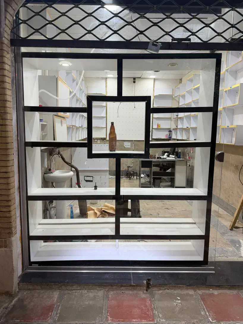 ویترین مغازه فروشی|فروشگاه و مغازه|تکاب, |دیوار