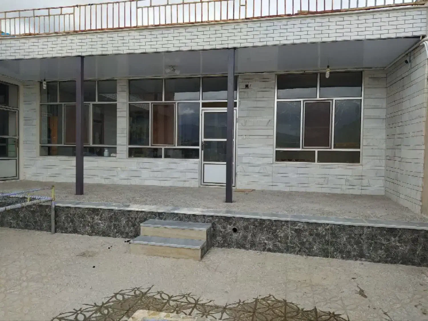 خانه ویلای|فروش خانه و ویلا|فولادشهر, نوگوران|دیوار