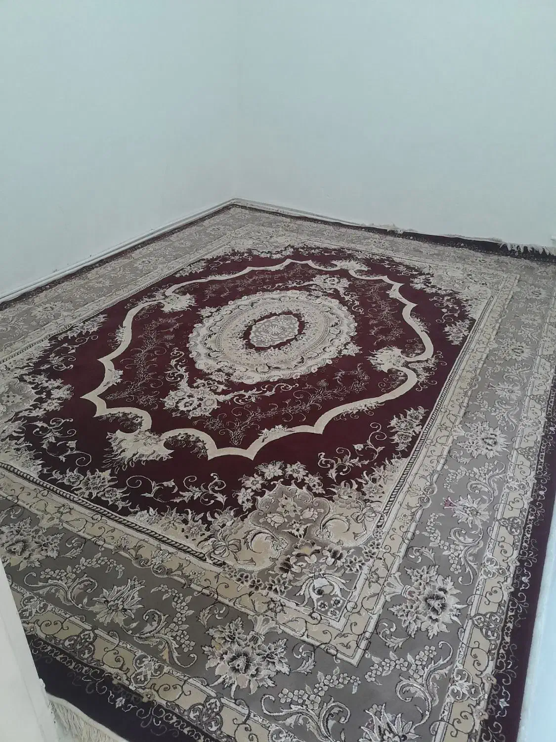 فرش دسته دوم|فرش|کرمانشاه, |دیوار