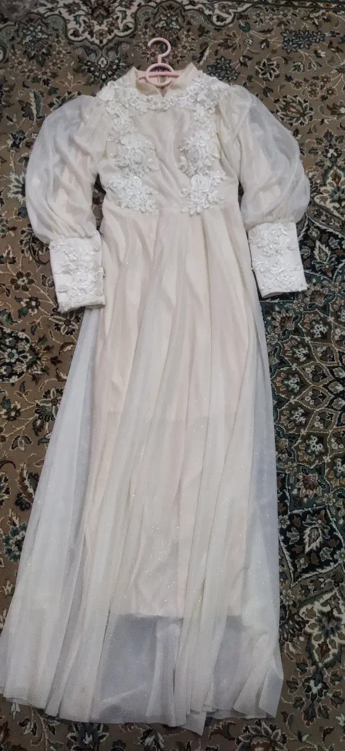 پیراهن مجلسی|لباس|دامغان, |دیوار