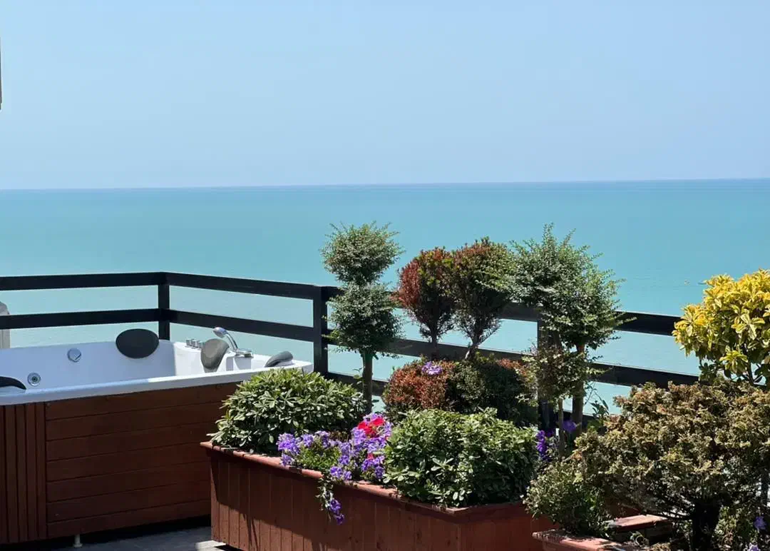 پنت هاووس خاص ترین برج نوار ساحلی سرخرود|فروش آپارتمان|سرخرود, |دیوار