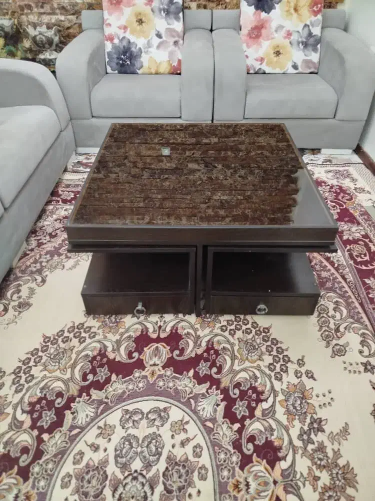 میز جلو مبلی به همراه ۴ عسلی کشو دار|مبلمان خانگی و میز عسلی|تهران, نعمتآباد|دیوار