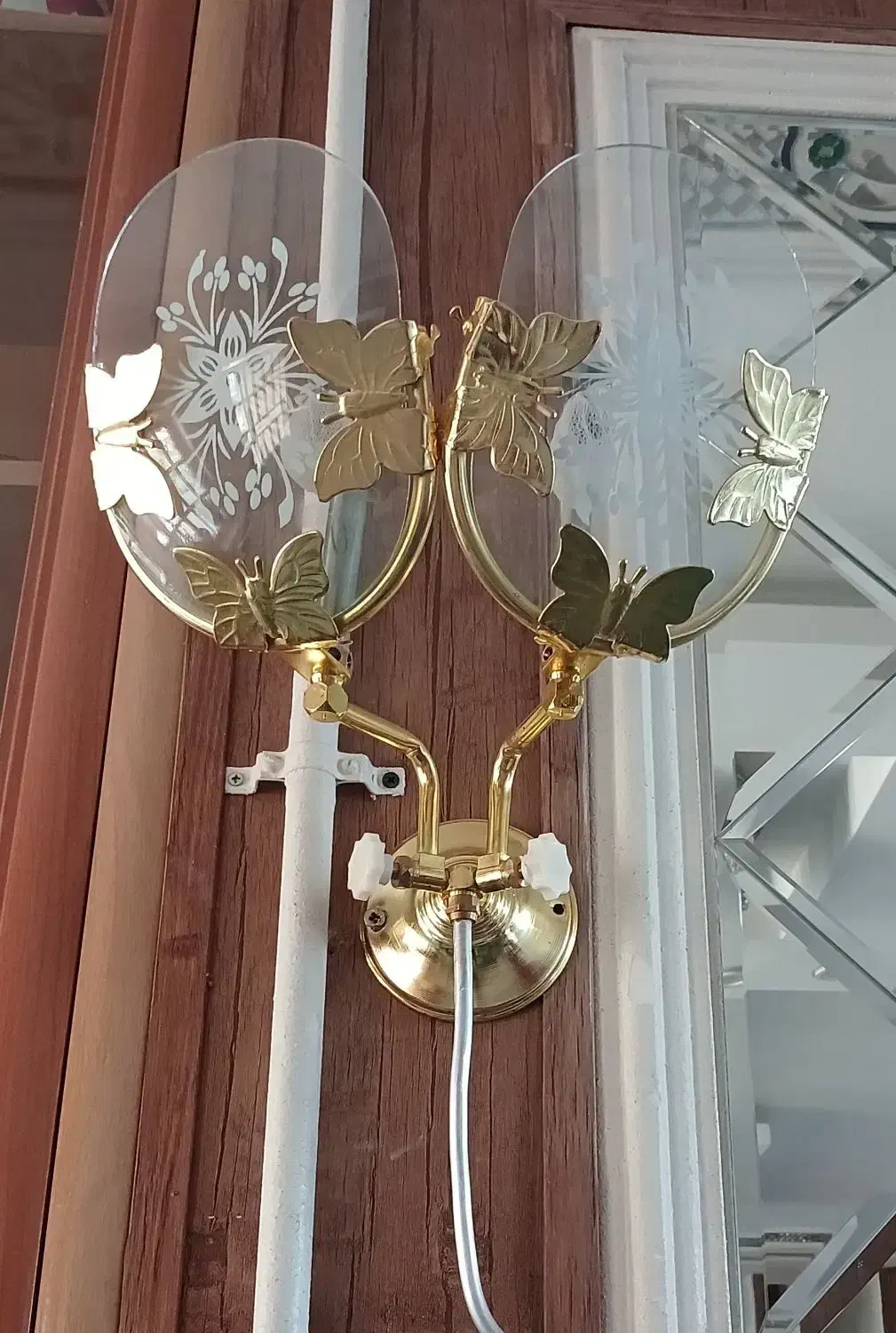 روشنایی|لوستر و چراغ آویز|شیراز, بریجستون|دیوار