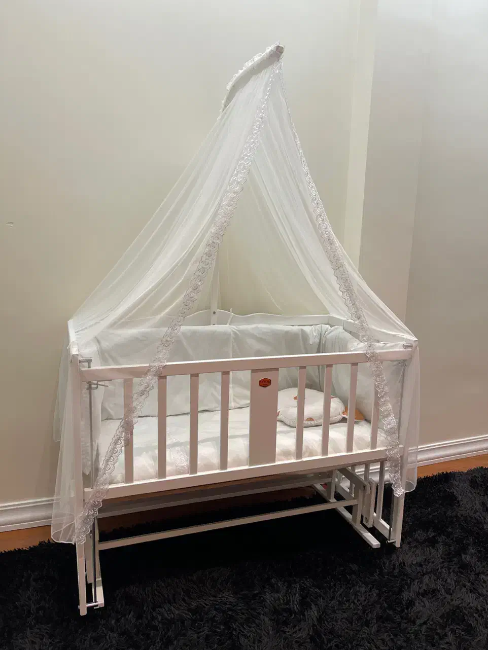 تخت نوزادباپشه بندنو|تخت و صندلی بچه|قم, سالاریه|دیوار