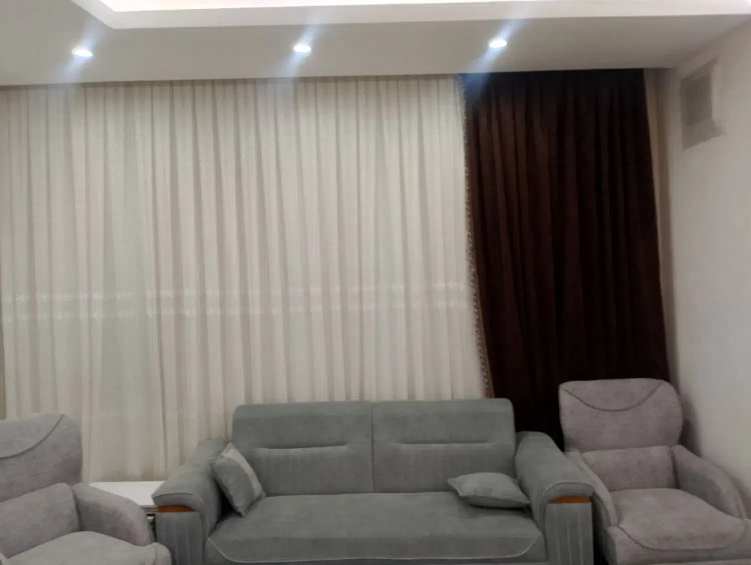 پرده تمیز|پرده، رانر، رومیزی|نیشابور, گنبد سبز|دیوار