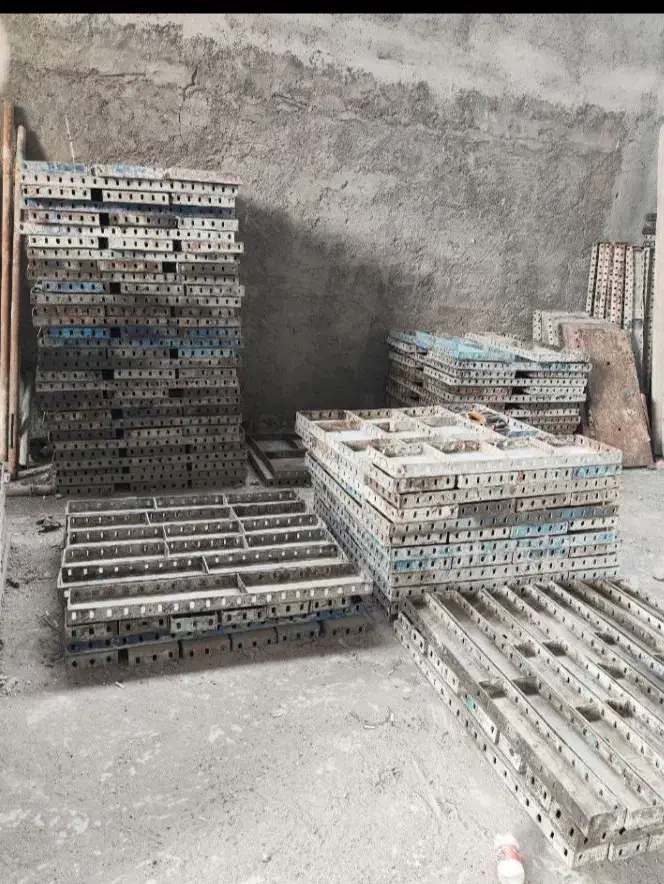 خریدوفروش قالبفلزی جکفلزی بالابر بتونر|ماشینآلات صنعتی|اردبیل, |دیوار