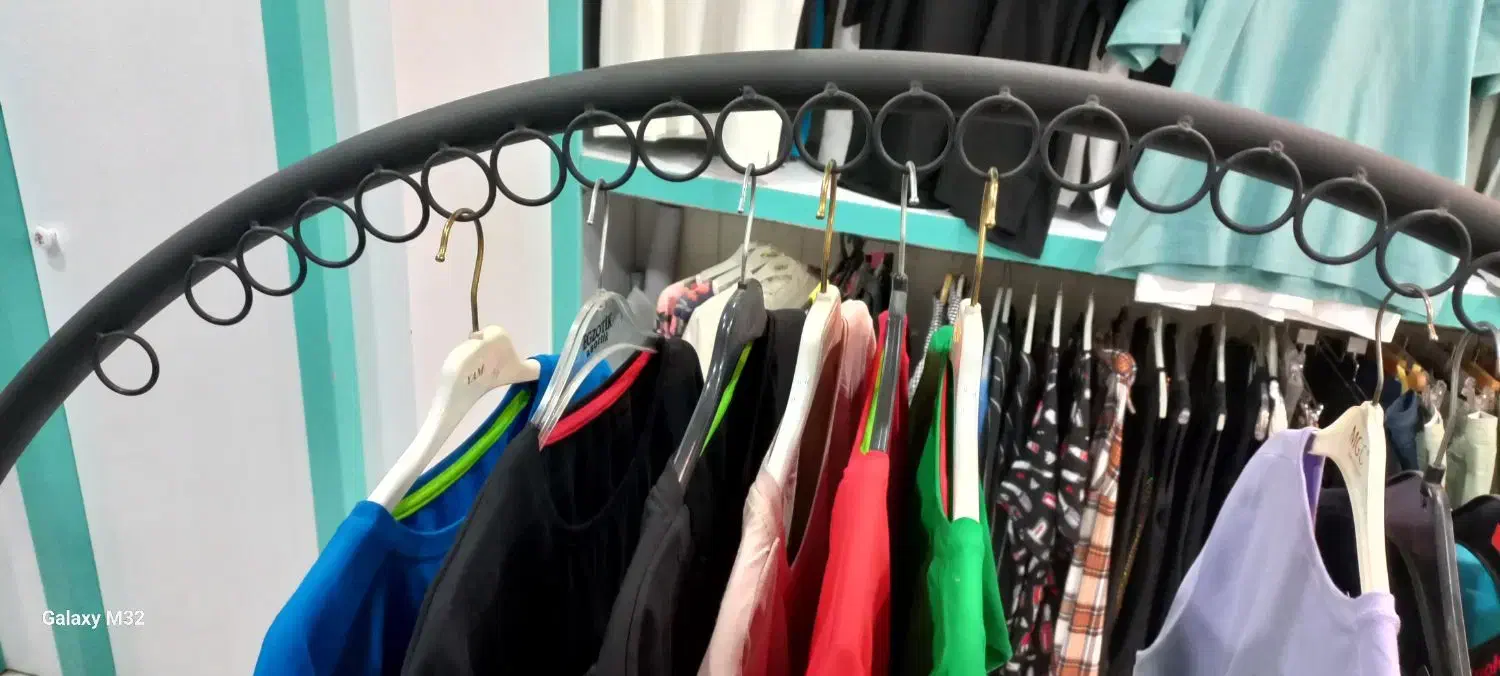 رگال هلالی|بندرخت و رخت‌آویز|کرج, فاز ۴ مهرشهر|دیوار