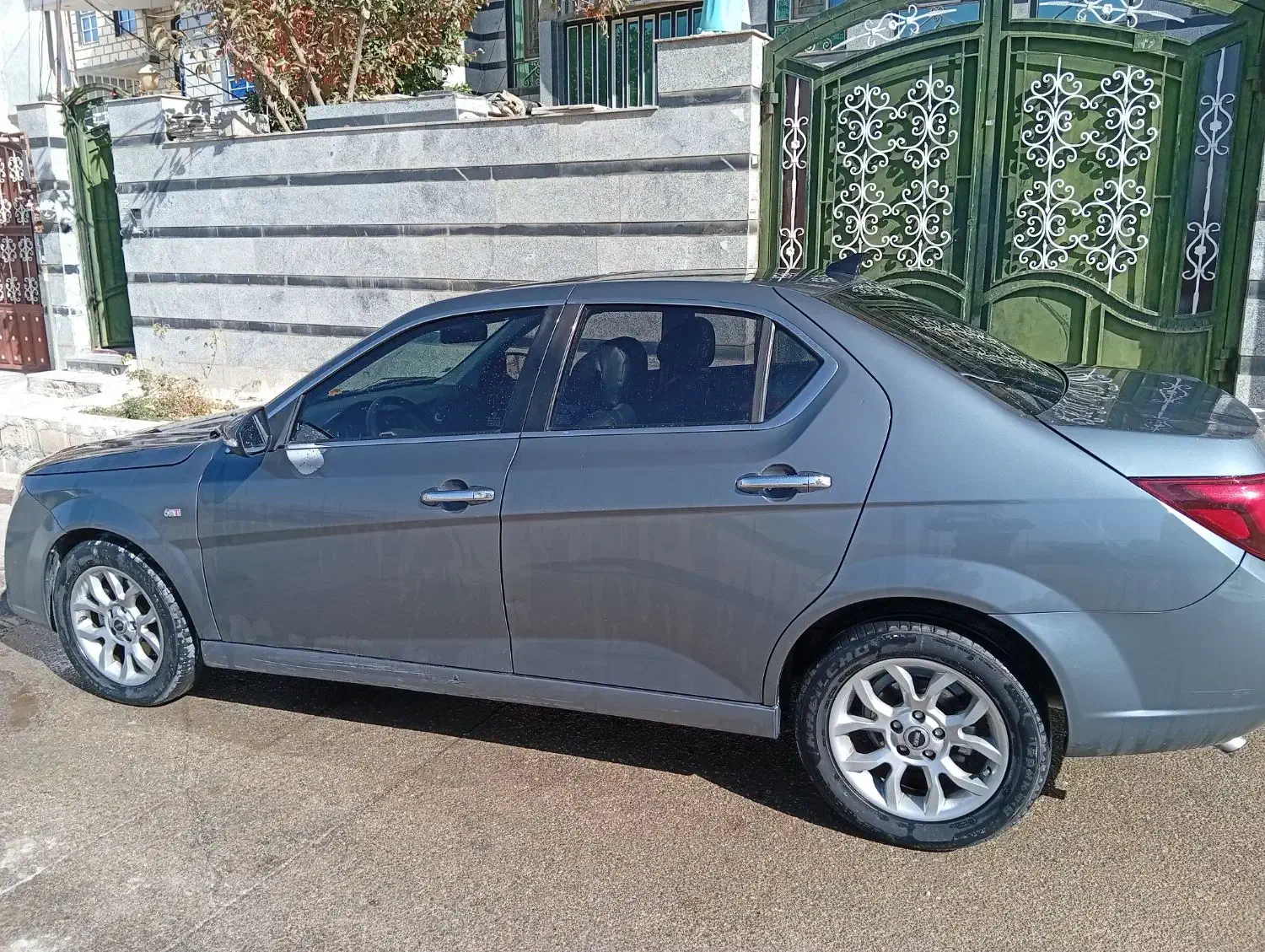 دنا پلاس اتومات مدل 99|خودرو سواری و وانت|اصفهان, خواجه عمید|دیوار