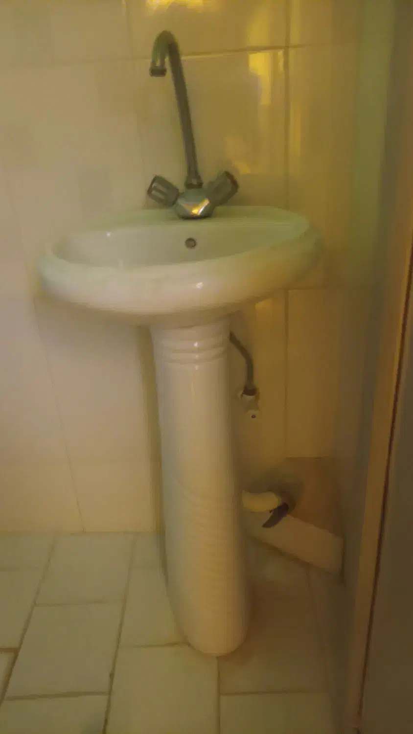 روشویی باشیر تمام تشکیلات فروش فوری|لوازم سرویس بهداشتی|مشهد, شهرک بهارستان|دیوار