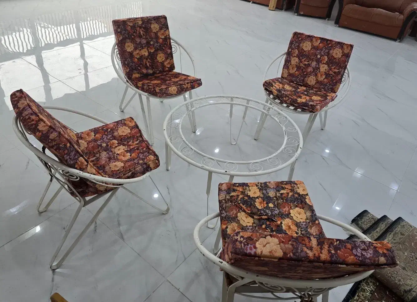 میز و صندلی|میز و صندلی غذاخوری|تالش, هشتپر|دیوار