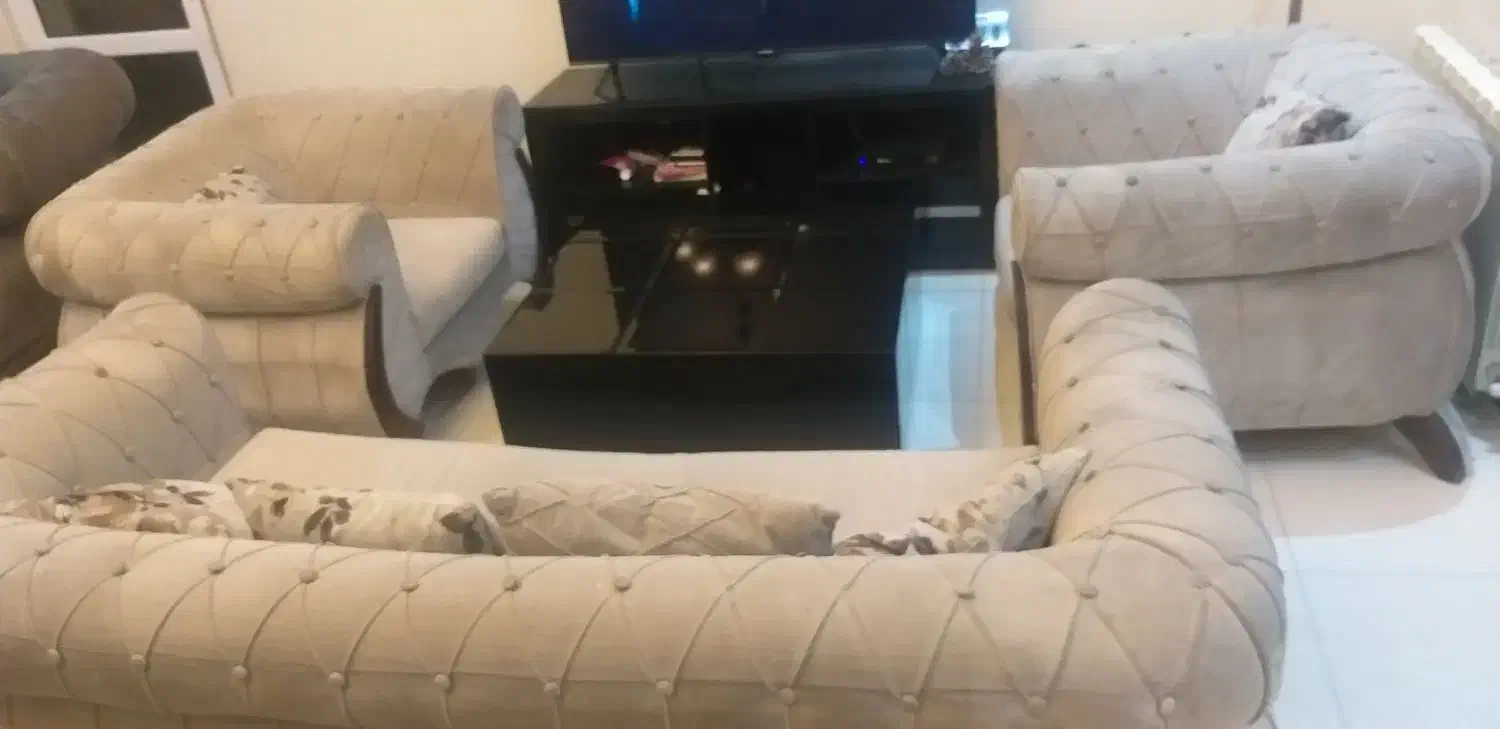 فروش نیم ست مبل چستر و لوازمهای دیگه|مبلمان خانگی و میز عسلی|کرج, فاز ۳ مهرشهر|دیوار