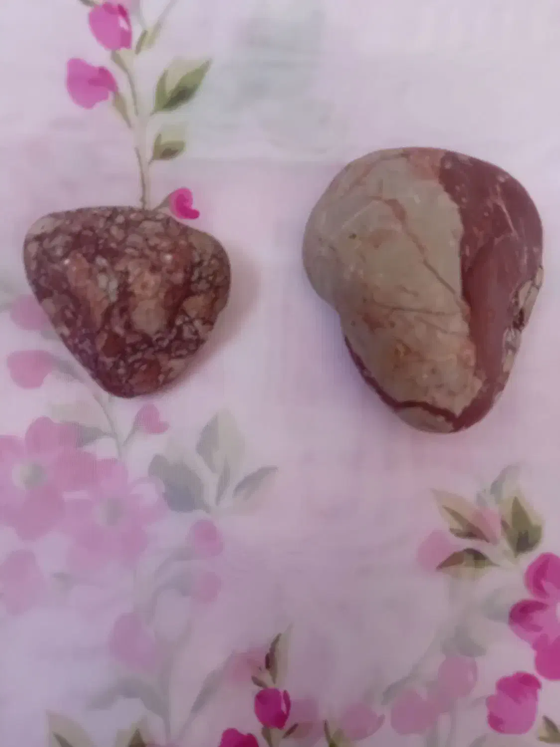 سنگهای قیمتی|کلکسیون اشیاء عتیقه|بروجرد, |دیوار