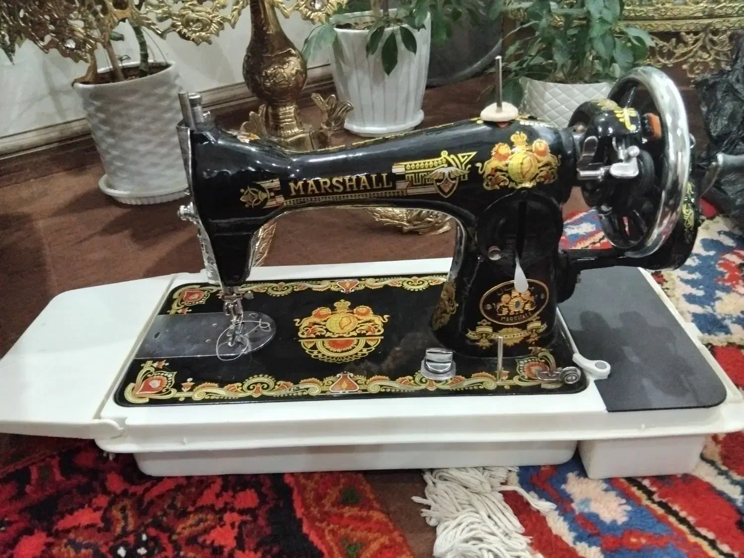 چرخخیاطیمارشال|چرخ خیاطی و ریسندگی|اهر, |دیوار