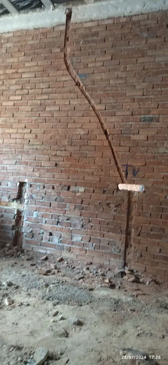 تخریب ساختمان رسول زاده|خدمات پیشه و مهارت|نقده, |دیوار