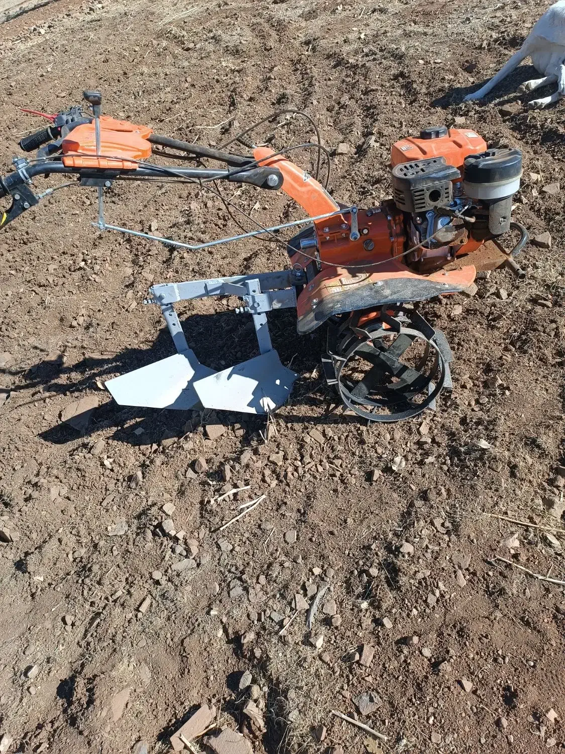 تیلر|ماشینآلات صنعتی|شاهیوند, |دیوار