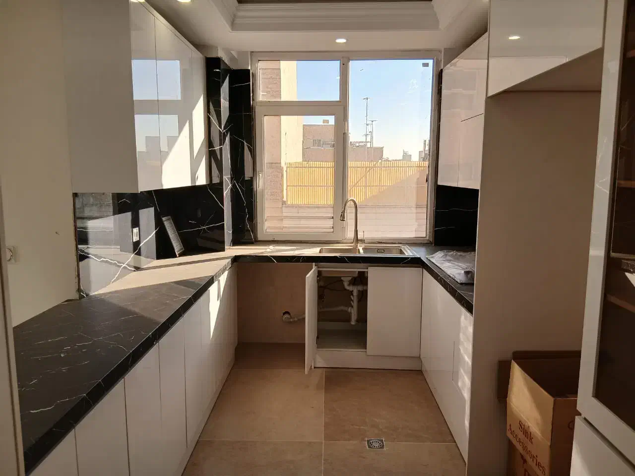 اپارتمان ۹۷ متری درشکوفه|فروش آپارتمان|تهران, جابری|دیوار