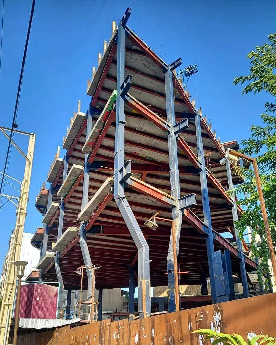 ساختمان بتنی و فولادی و سوله های صنعتی|خدمات پیشه و مهارت|اصفهان, ولدان|دیوار