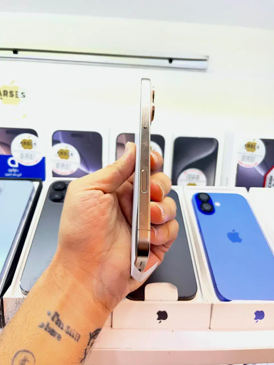 iPhone 16 Pro Max سایکل ۱۵با گارانتی در حد آک|موبایل|کرج, کوی امامیه|دیوار