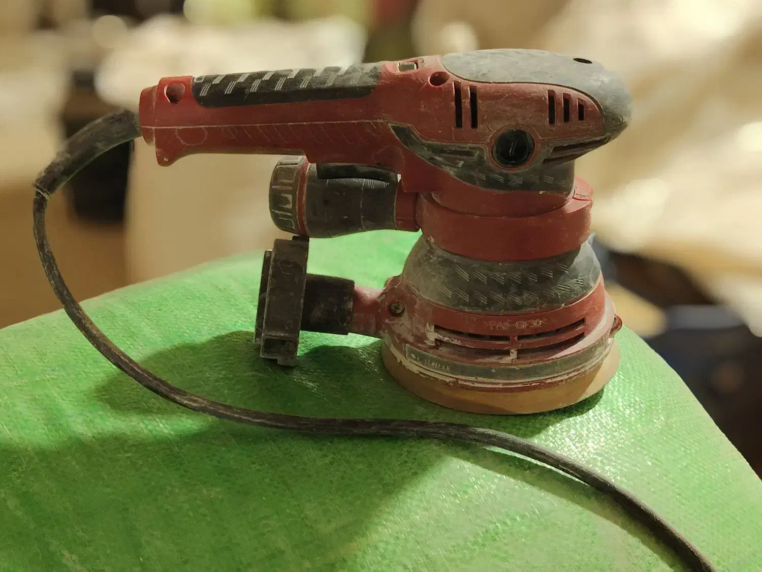 سمباده زن محک|ابزارآلات|کوهسرخ, |دیوار