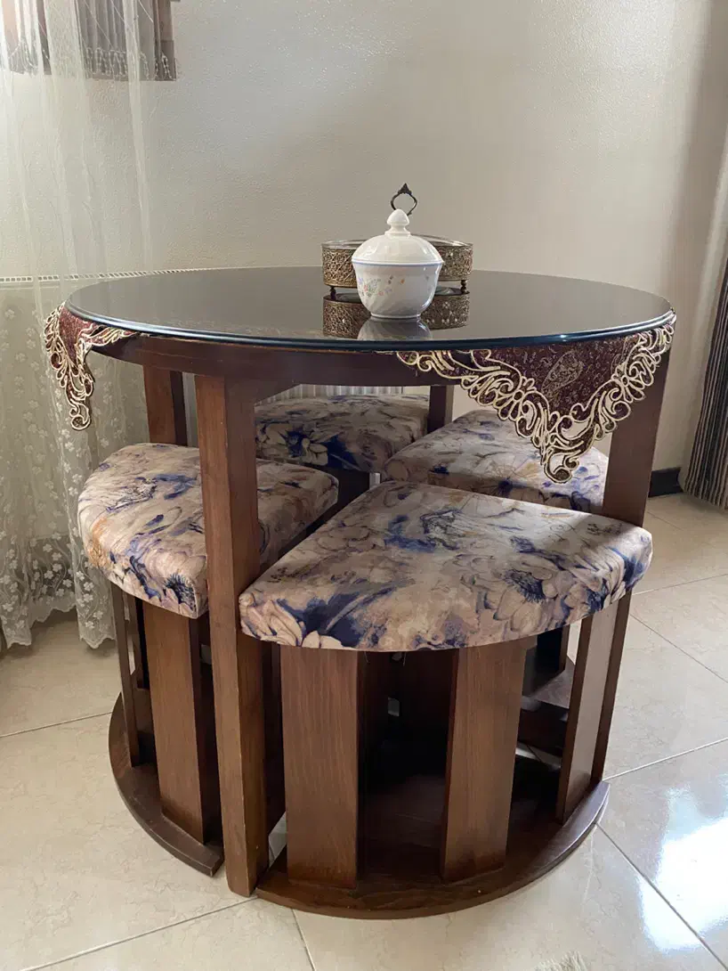 میز ۴ نفره لوس جدید|میز و صندلی غذاخوری|شاهین‌شهر, عطار|دیوار