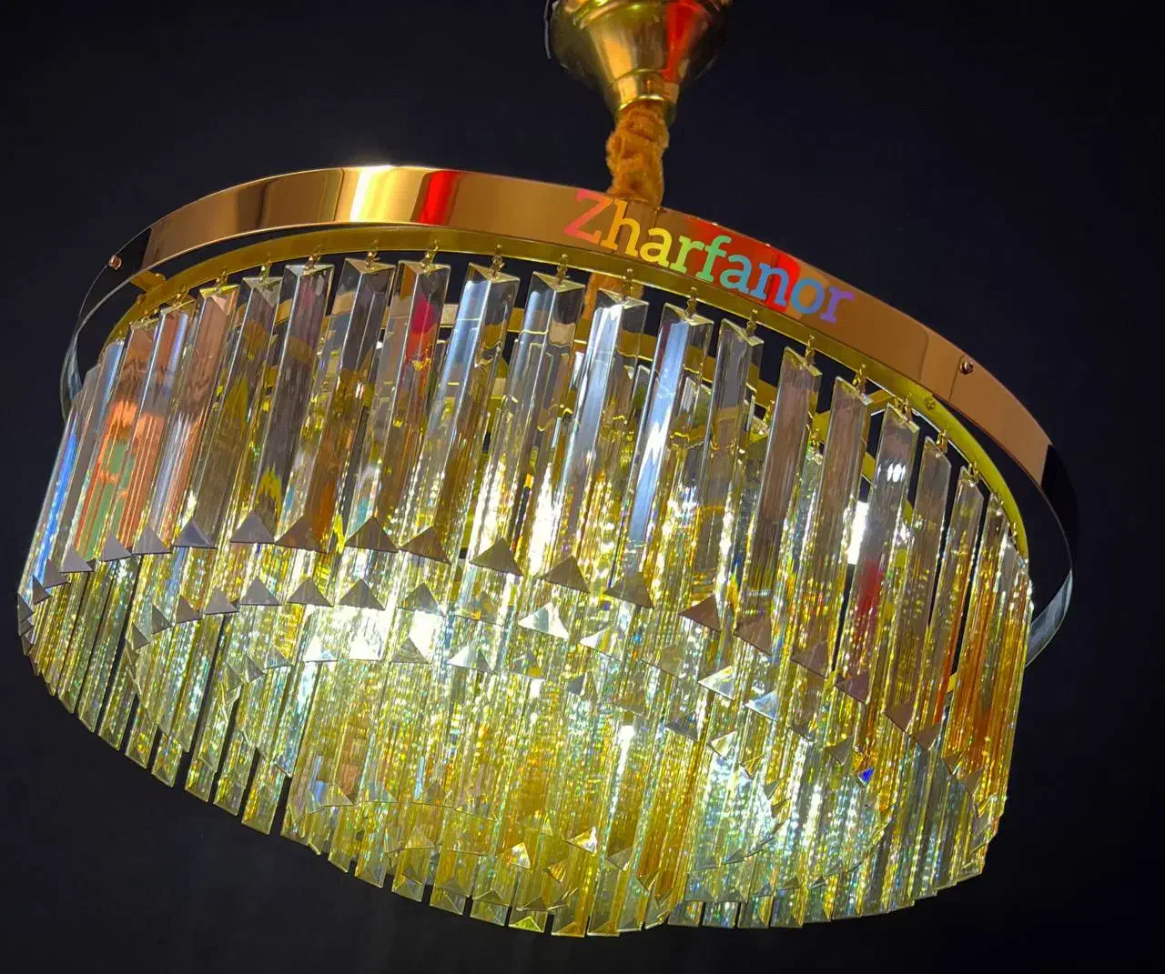 لوستر کریستالی تخت|لوستر و چراغ آویز|اصفهان, کوجان|دیوار