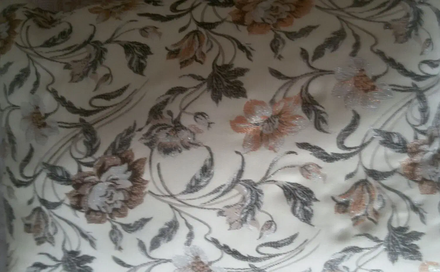 پشتی|پشتی|خمینی‌شهر, |دیوار