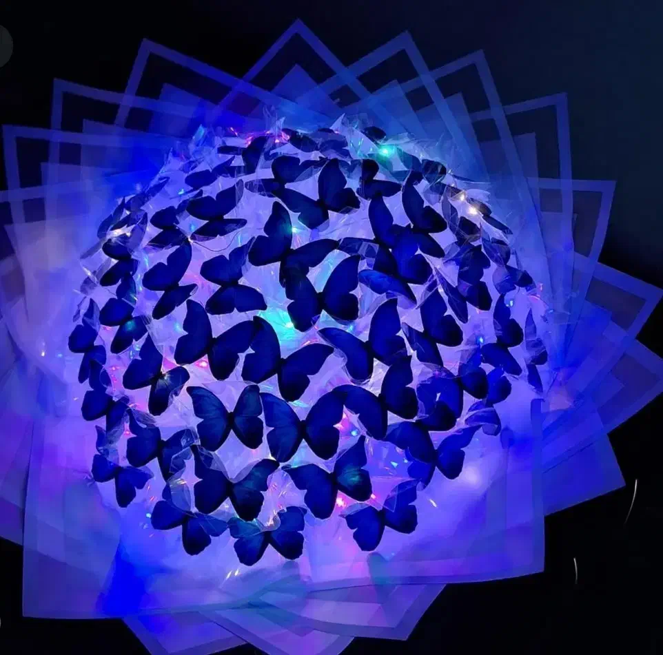 بوکت پروانه ای و گل های ربانی|گل مصنوعی|گرگان, |دیوار