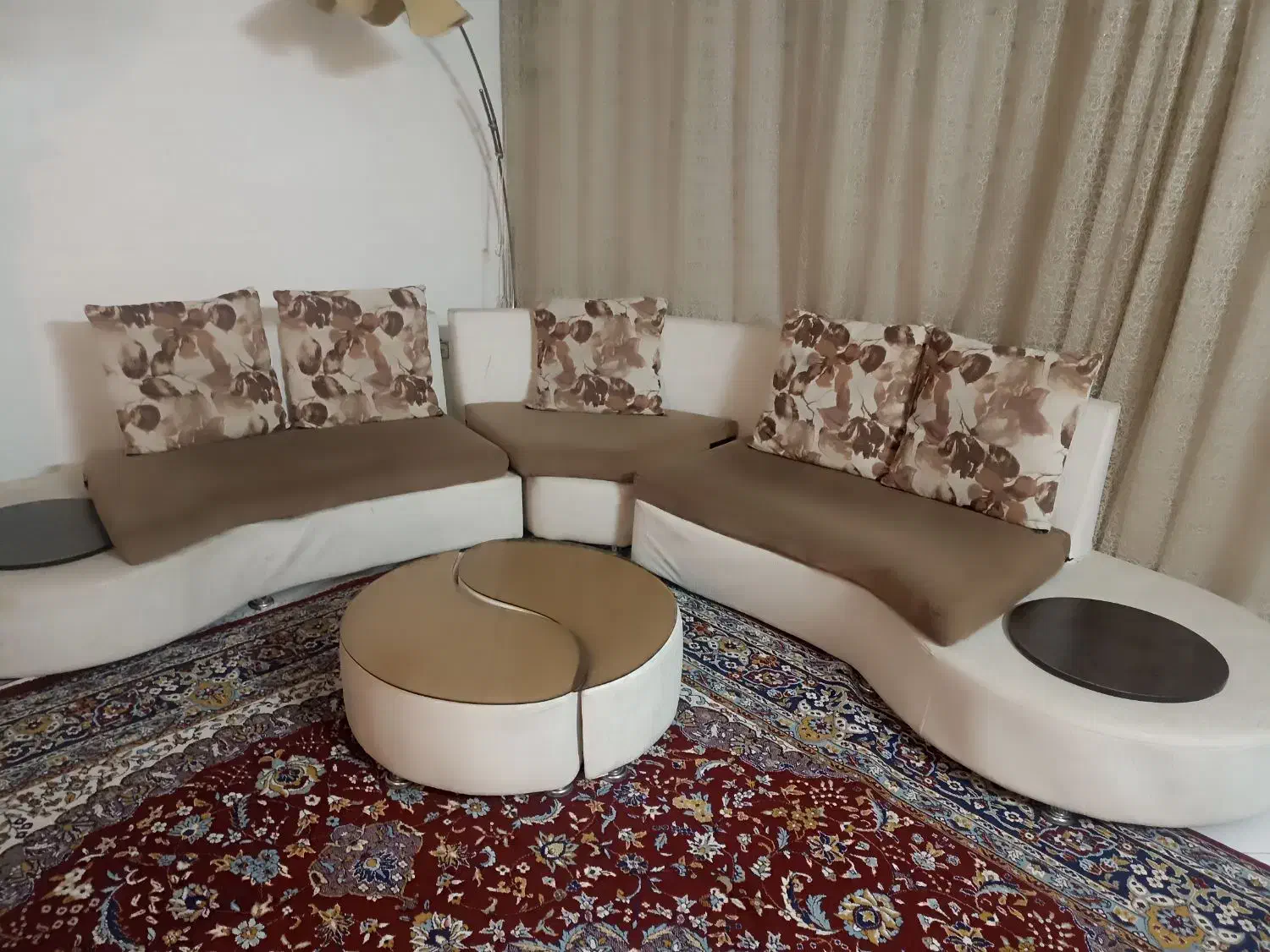 مبل راحتی مدل یو|مبلمان خانگی و میز عسلی|مشهد, شاهد (شهرک غرب)|دیوار