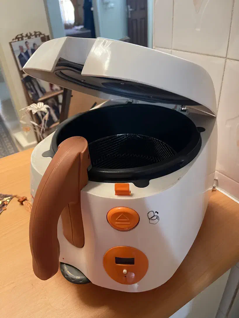 سرخ کن|اجاق گاز و لوازم برقی پخت‌وپز|شیراز, ستارخان|دیوار