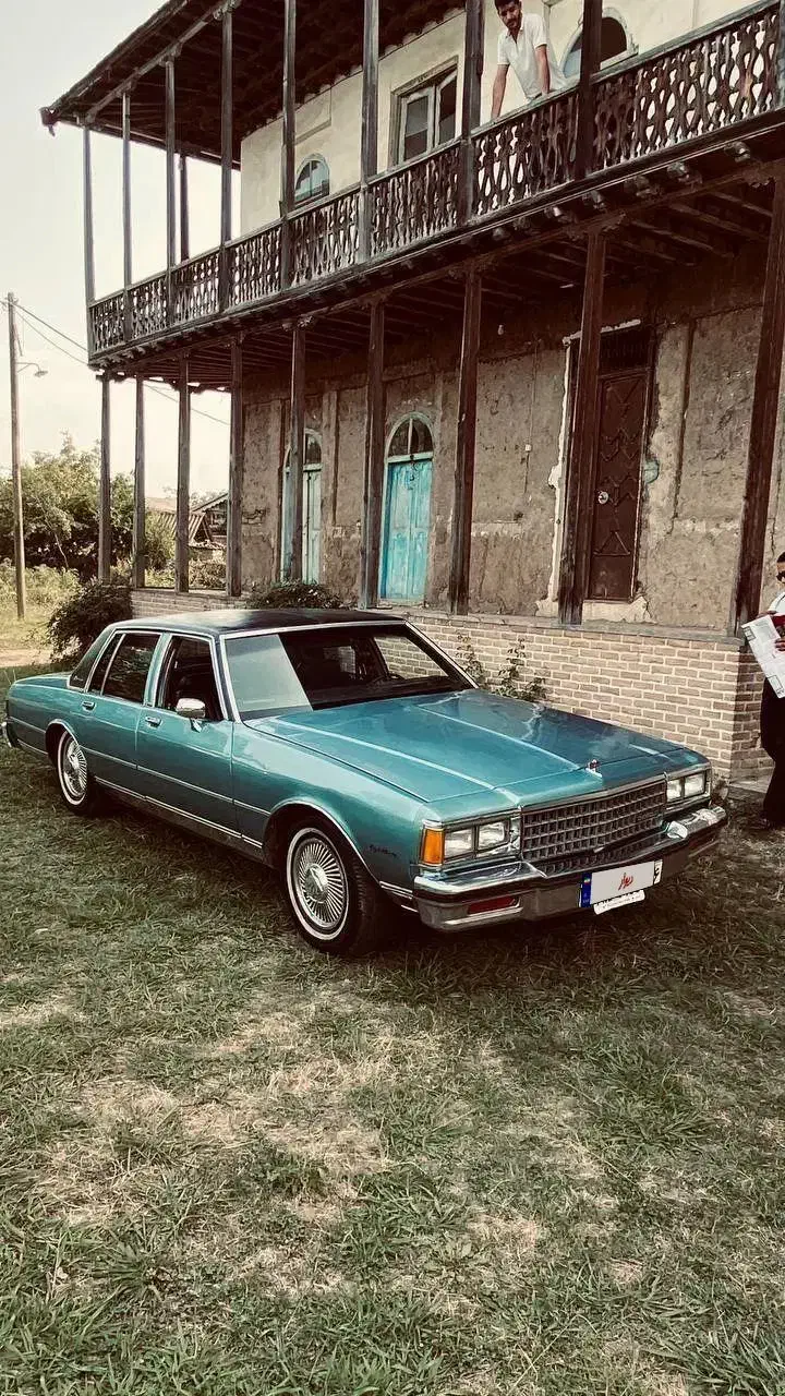 کلاسیک کاپریس|خودرو کلاسیک|رضوانشهر, |دیوار