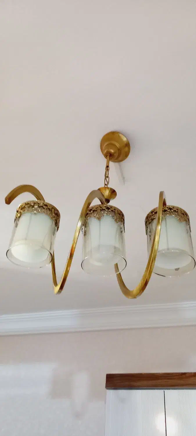 لوستر فنری مدرن بارنگ ثابت|لوستر و چراغ آویز|مشهد, عبادی|دیوار