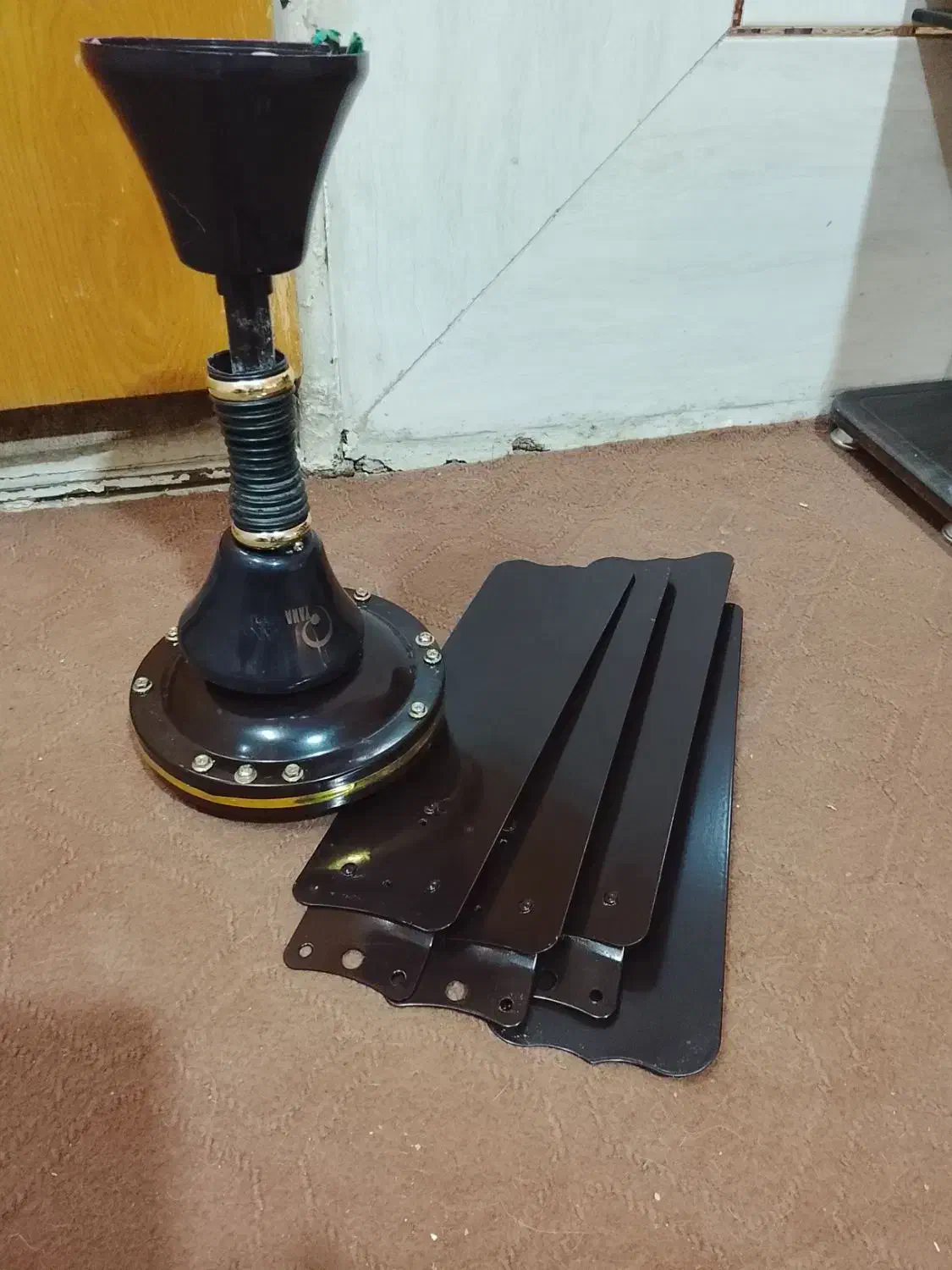 پنکه سقفی در حد نو|پنکه و تصفیهکنندهٔ هوا|فلاورجان, |دیوار