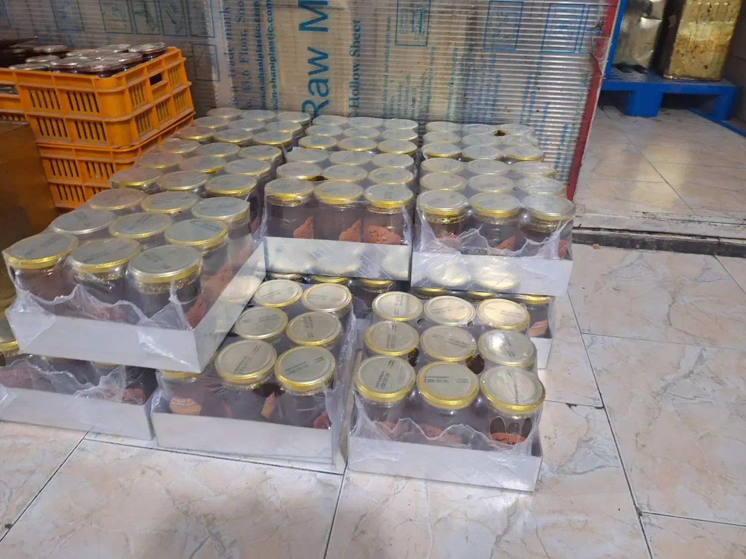 عرضه انواع عسل گیاهی دارویی وطبیعی از زنبوردار|عمدهفروشی|اصفهان, جی شیر|دیوار