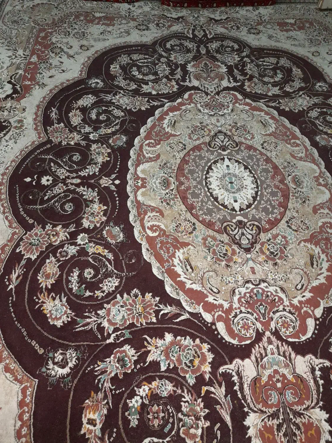 فرش ۱۲متری درحدنو۴ملیون|فرش|کازرون, |دیوار