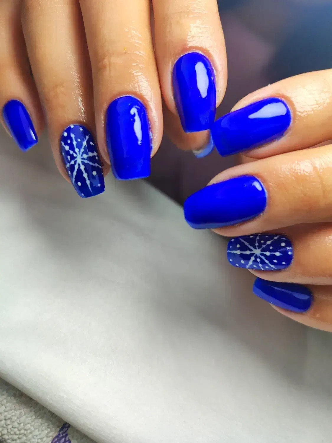 کاشت ناخون|خدمات آرایشگری و زیبایی|یزد, |دیوار