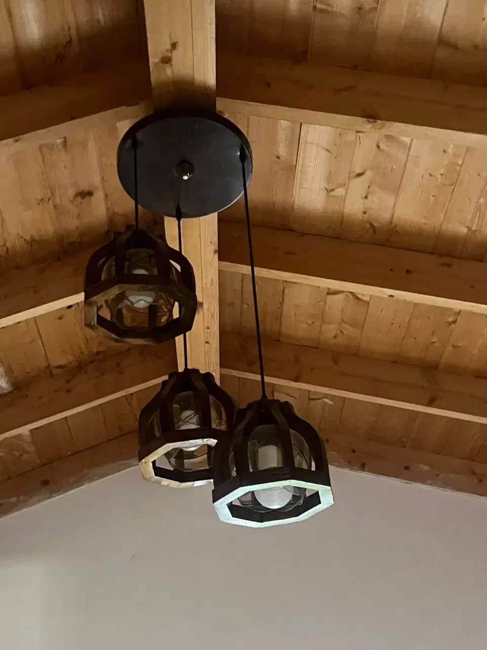 لوستر چوبی|لوستر و چراغ آویز|تهران, آسمان|دیوار