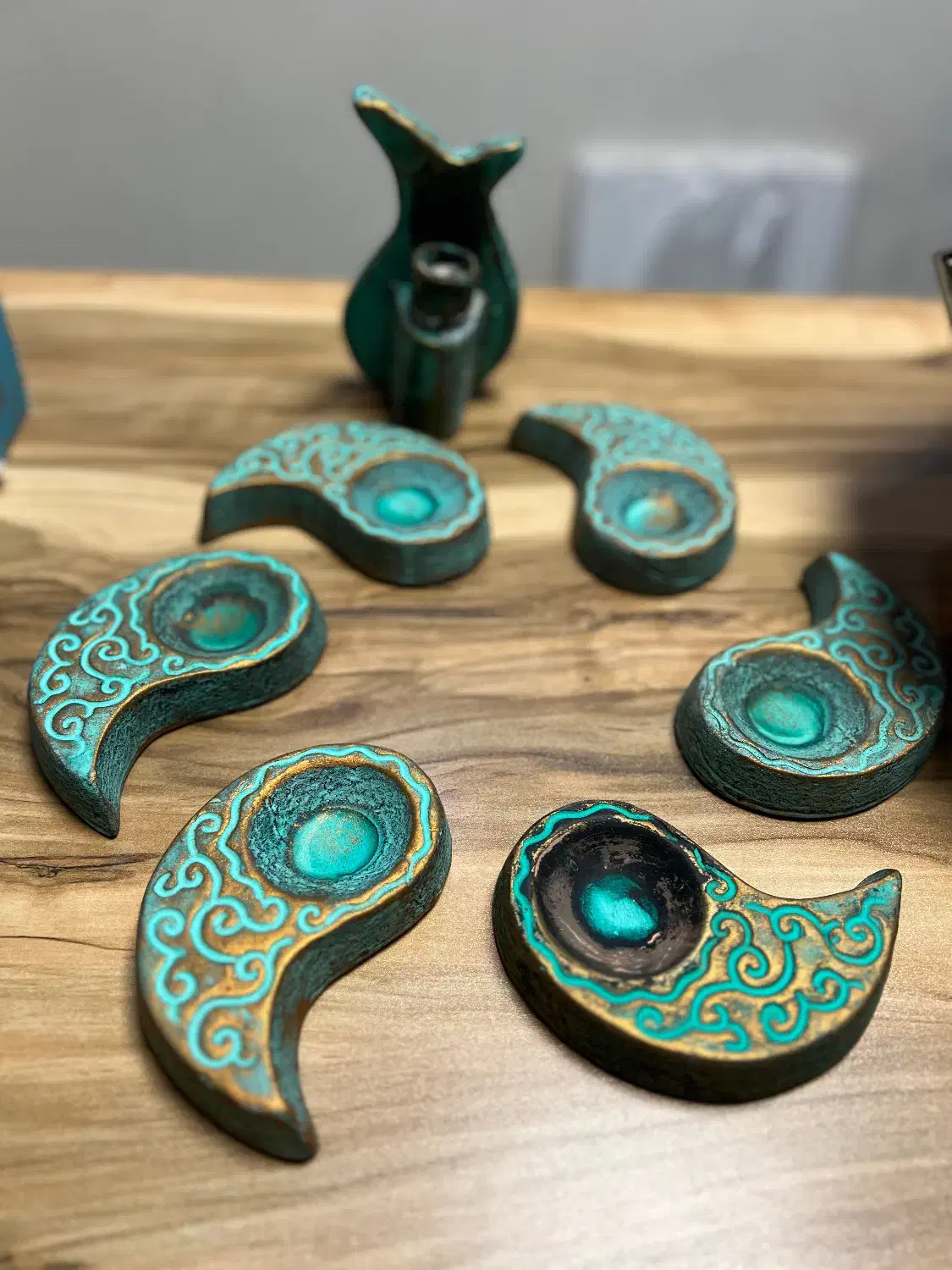 کالسکه عتیقه برنجی|کلکسیون اشیاء عتیقه|کیش, |دیوار