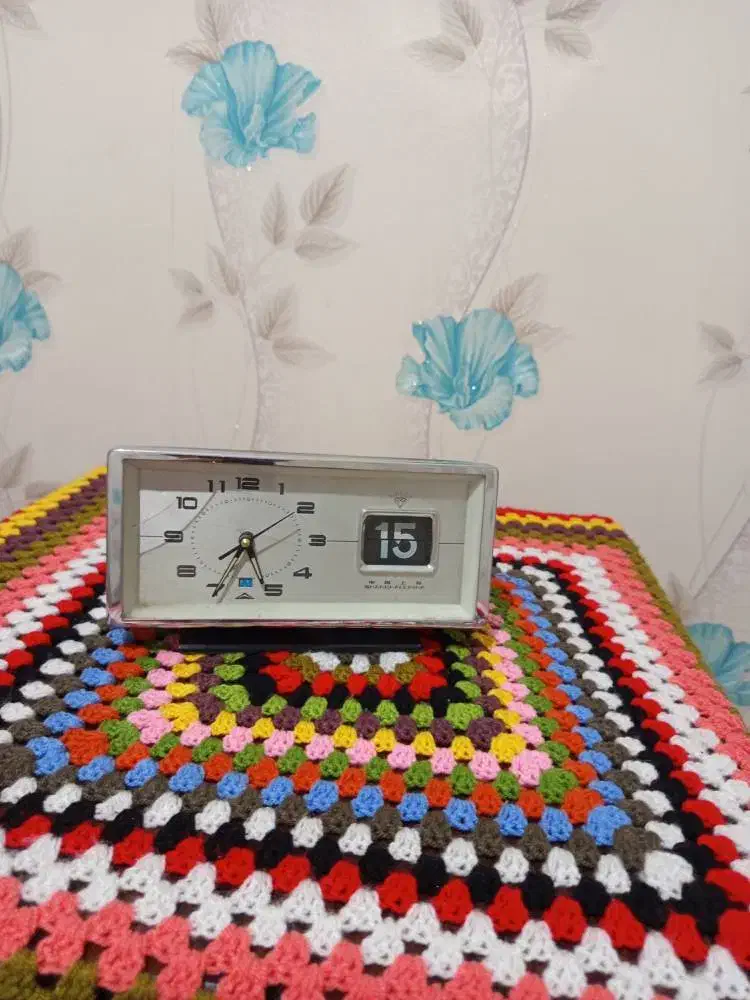 تعدادی وسایل آنتیک و قدیمی|کلکسیون اشیاء عتیقه|ملارد, |دیوار