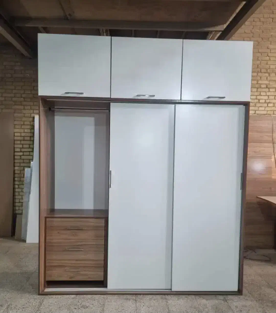 کمد دیواری با میز تحریر|جاکفشی، کمد، دراور|تهران, افسریه شمالی|دیوار